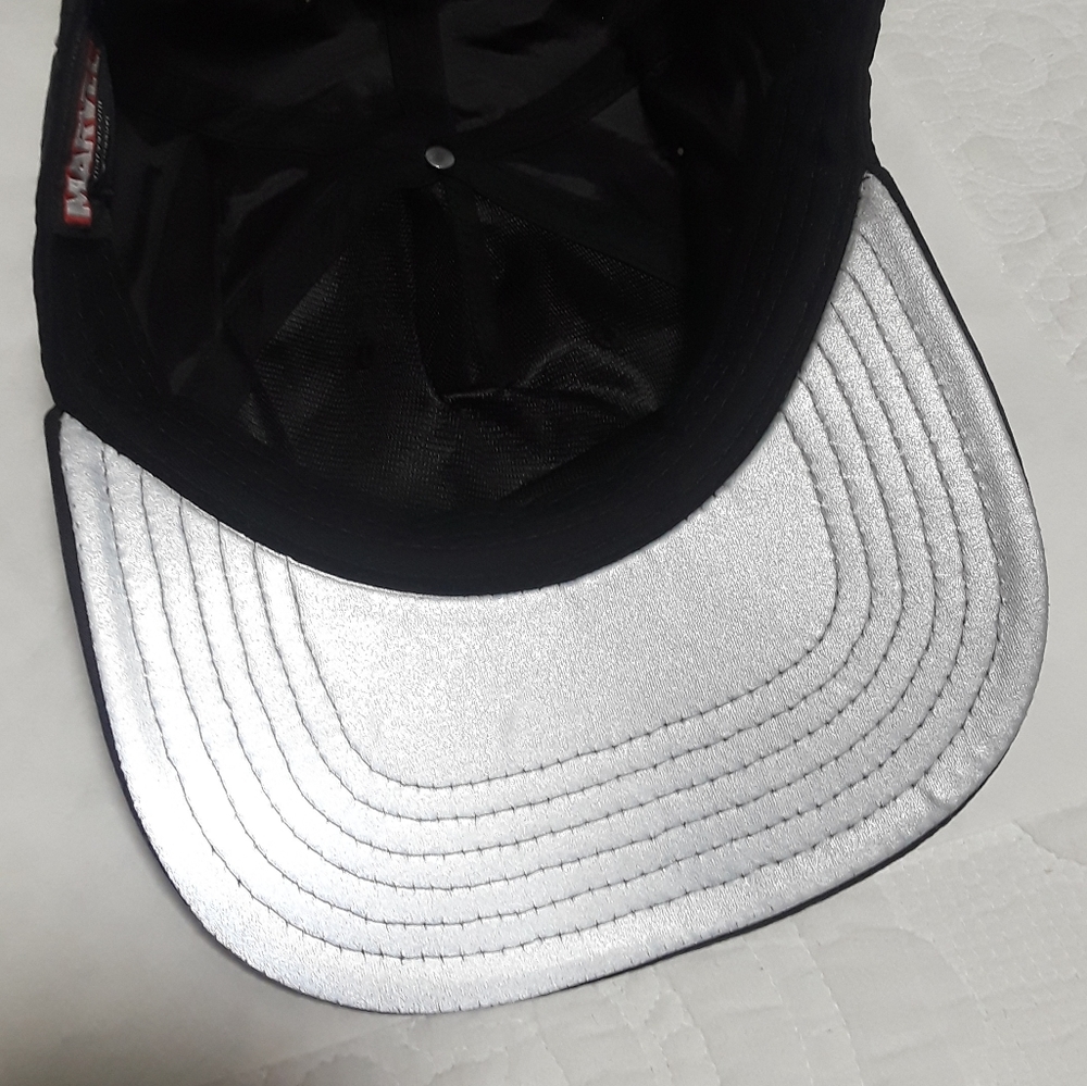 Deadpool Bioworld Marvel Cap Original Snapback Black & White Adjustable Hat - Picture 6 of 7